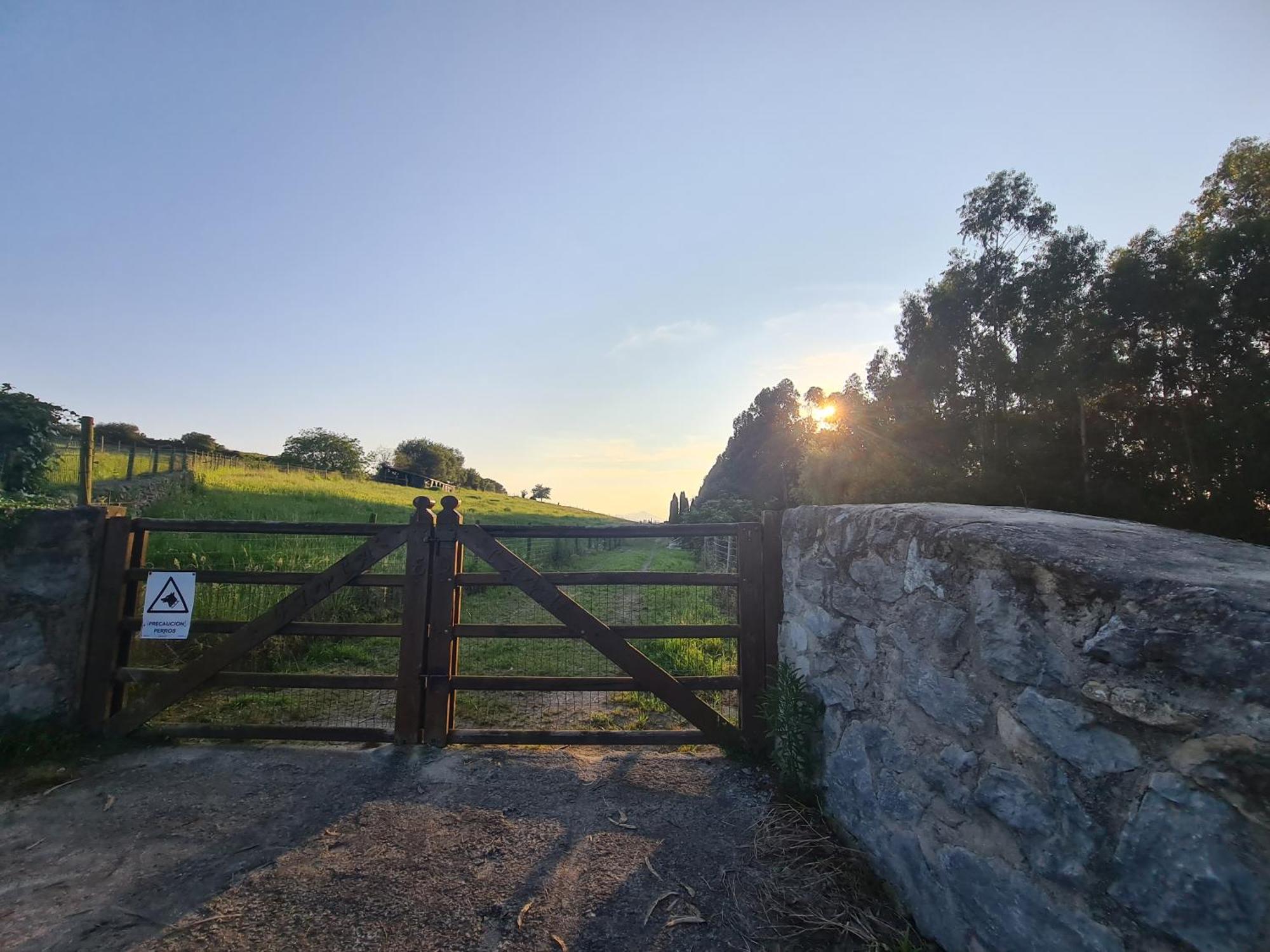 Refugio Finca El Canu Valdaliga エクステリア 写真